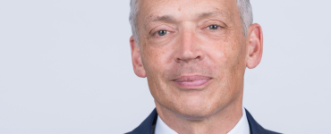 Dr. Julian Weber: Beiratsmitglied der eco Kompetenzgruppe Mobility und Senior Consultant In-car Data, Cybersecurity & AI Verband der Automobilindustrie e.V. (VDA).